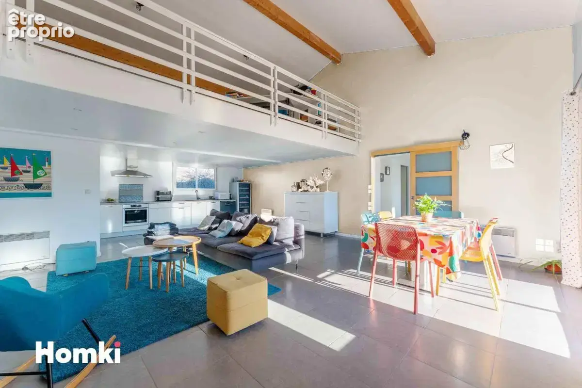 Maison/Villa T6 de 153 m² à Saint-André-de-Cubzac 33240 - photo 5
