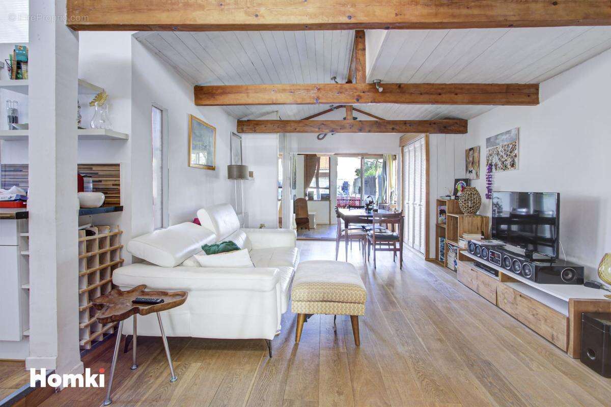 Maison à SAINT-CYPRIEN