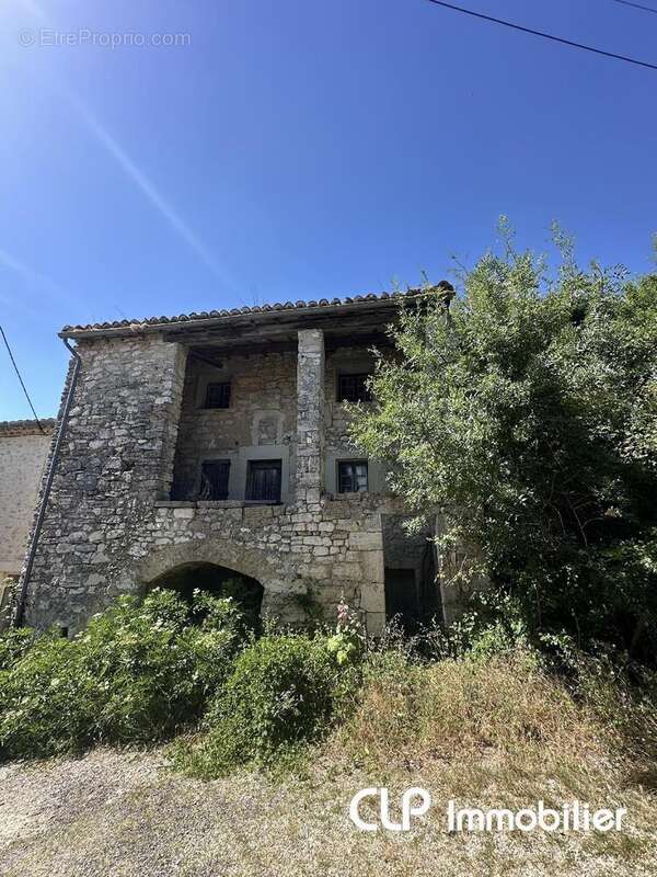Maison 80 m² à Montjoyer  - photo 2