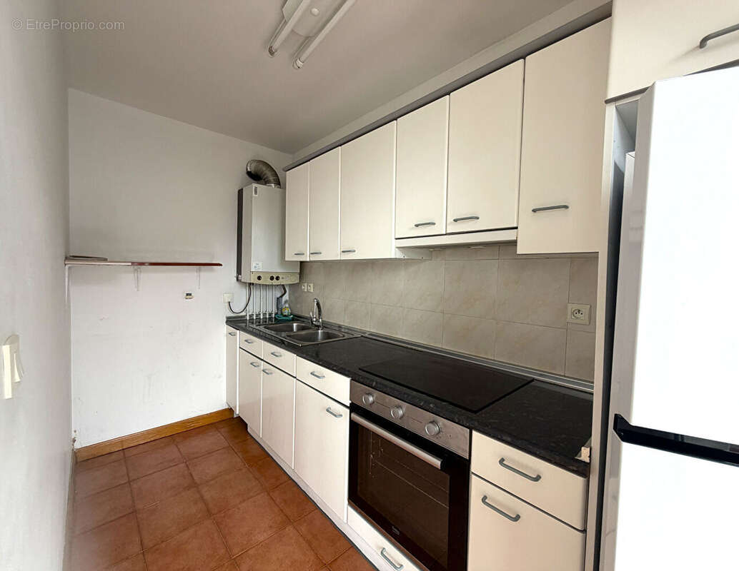 Hendaye, grand appartement 2 pièces 42m2 avec parking et cave - photo 2