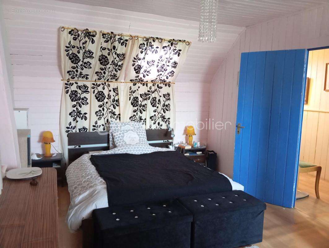 Maison à LA CHAPELLE-NEUVE