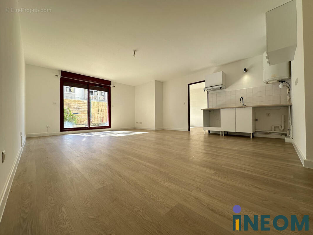 Appartement à SAINT-DENIS