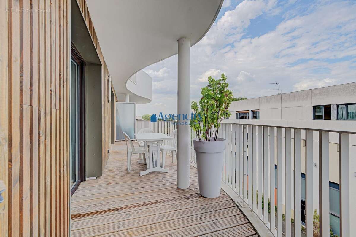 terrasse - Appartement à NOISY-LE-GRAND