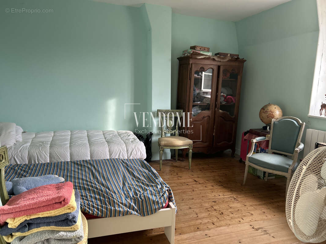 Maison à MONTFORT-L'AMAURY