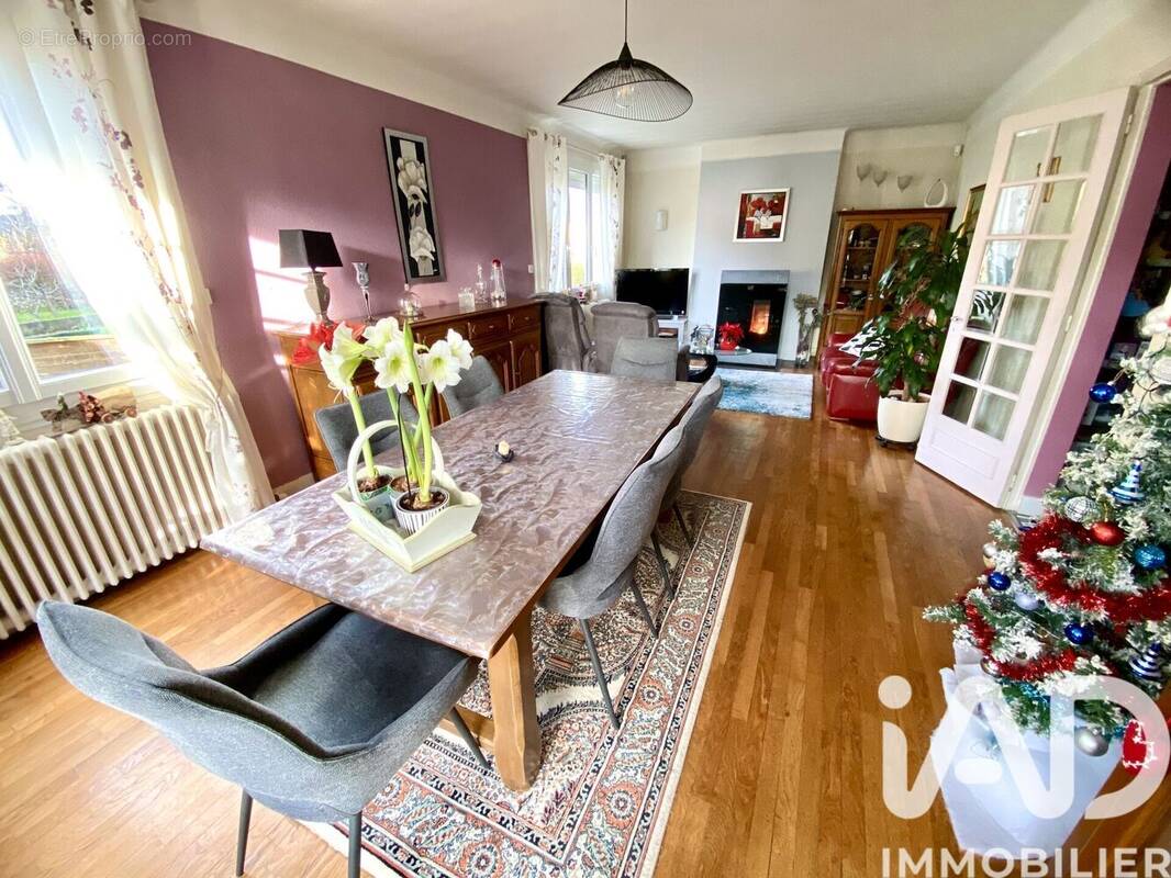 Photo 1 - Maison à MAYENNE