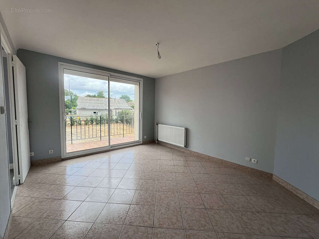 Maison 124 m² à Payre  - photo 6