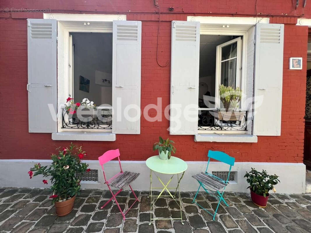 Appartement à NANTERRE