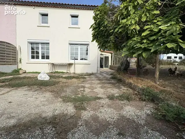 Maison à VENDRENNES