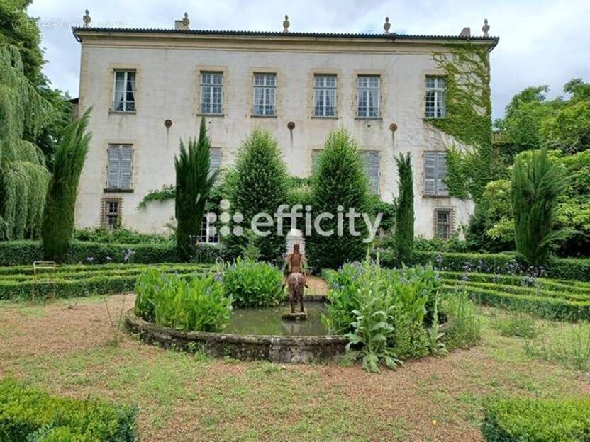 Appartement à THIERS