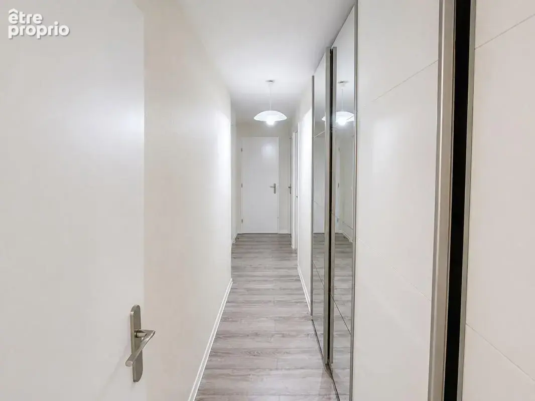 EXCLUSIVITÉ - Appartement d'exception au dernier étage avec terrasse panoramique de 30 m² - Mantes-la-Jolie Centre - photo 6