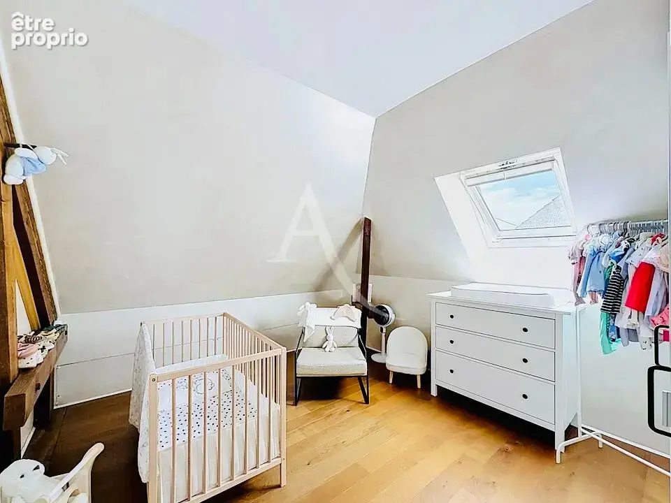 Magnifique maison 5chambres sur sous sol total et jardin sans vis-à-vis - photo 7