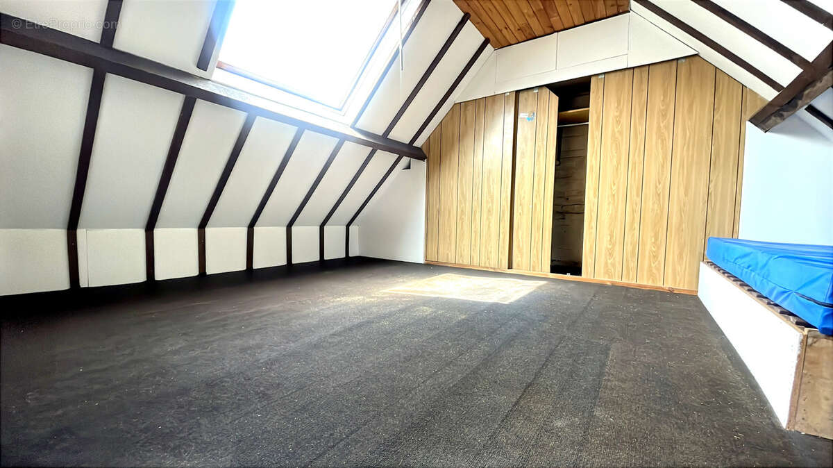Maison 4 chambres, jardin et garage - photo 8