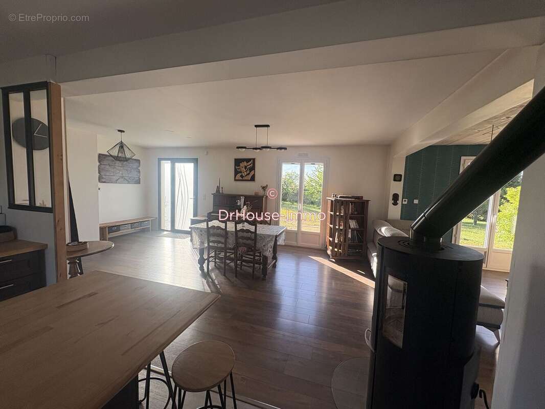 Maison à MIGNE-AUXANCES