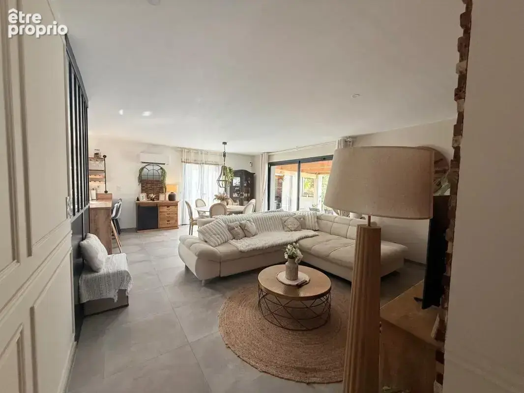 Maison de 5 pièces de 120 m² à Cers - photo 5