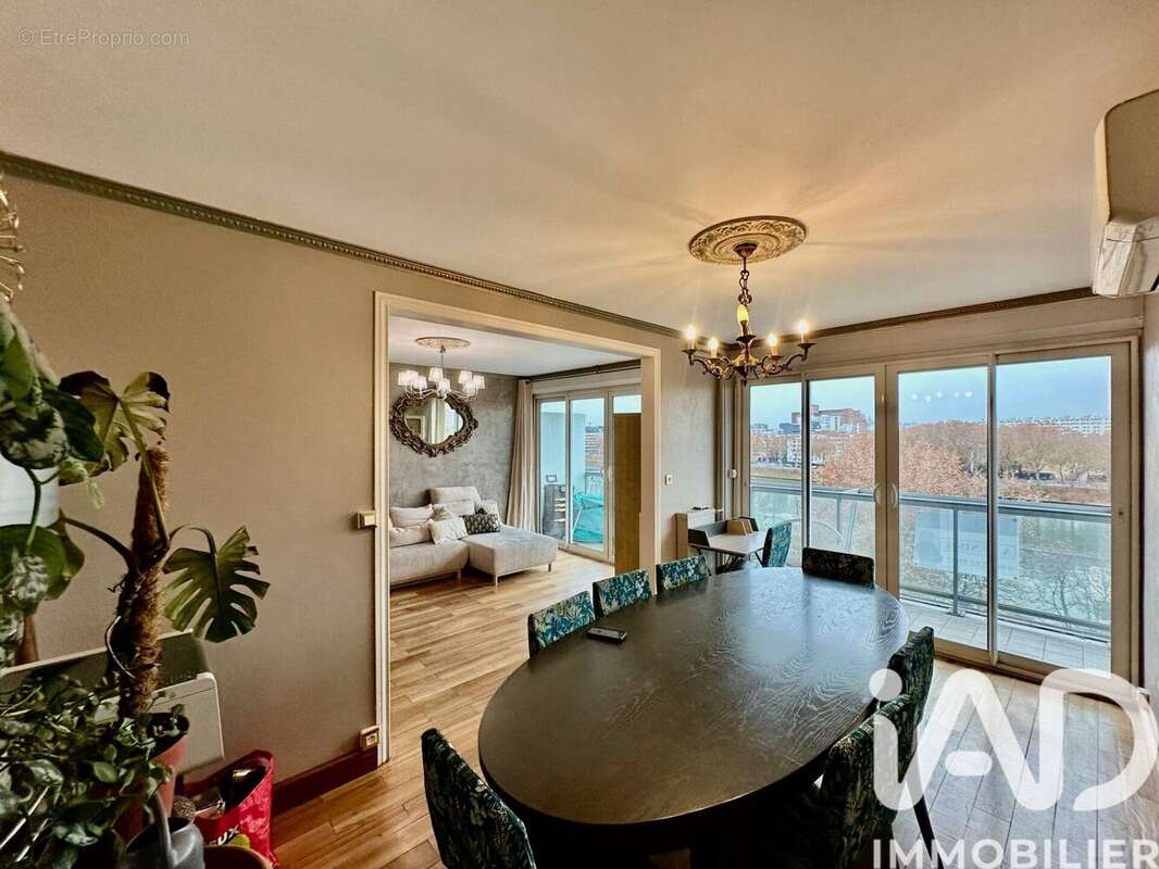 Photo 2 - Appartement à ASNIERES-SUR-SEINE