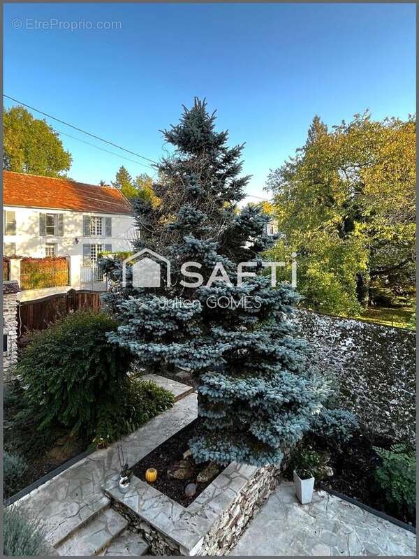 Photo 2 - Maison à COULOMMIERS