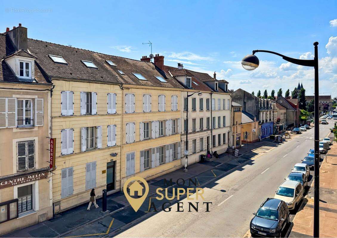 Appartement à MELUN