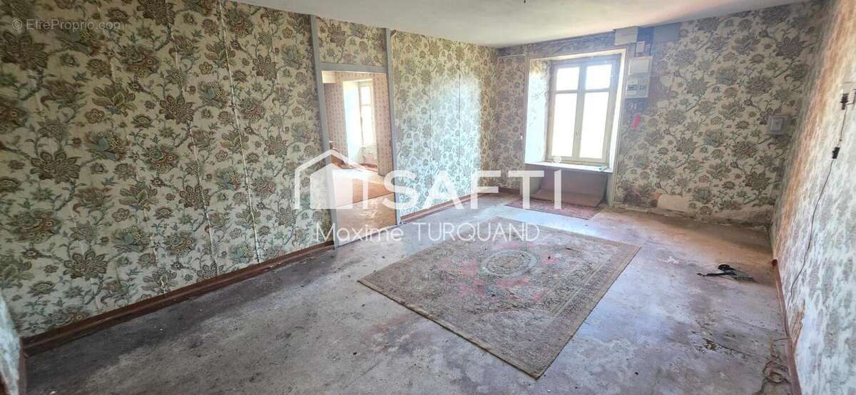 Maison 152 m² à Neuvy-Bouin  - photo 4