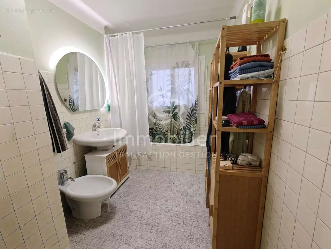 Appartement à LE CANNET