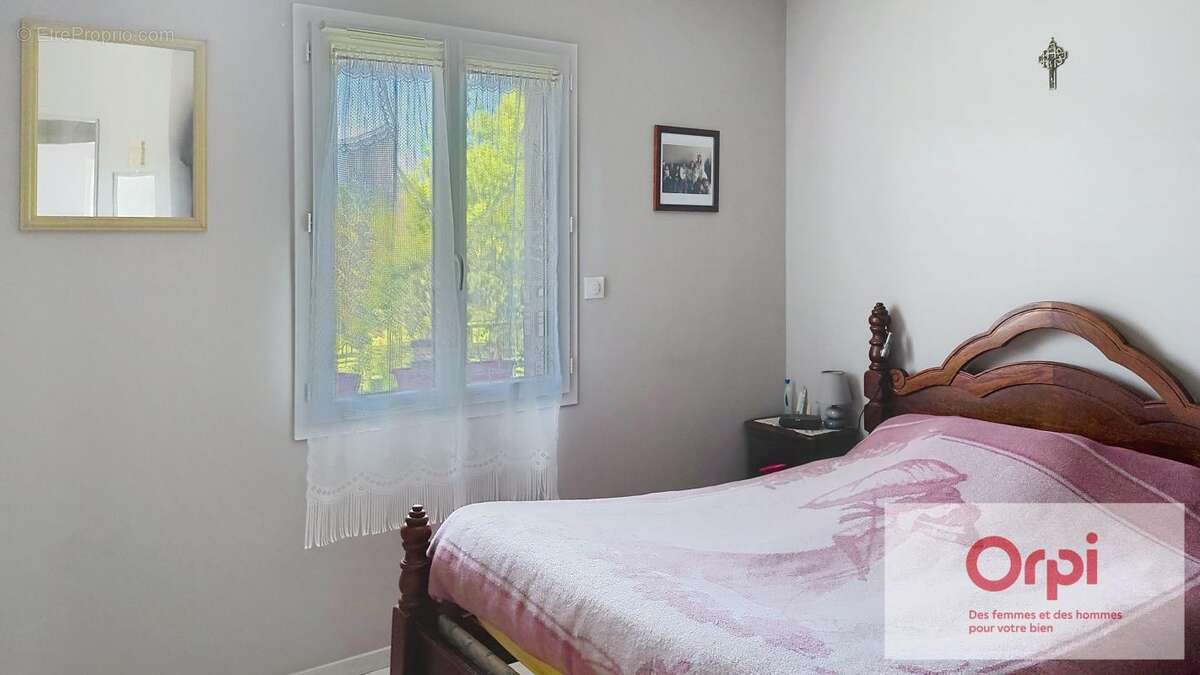 Maison à LE LARDIN-SAINT-LAZARE