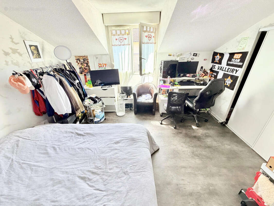 CH 4 (1) - Maison à VALLEIRY