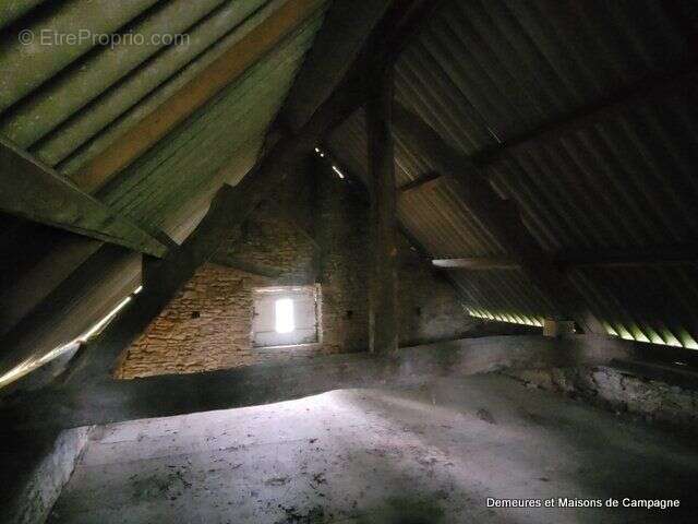 Maison à LES LOGES-MARCHIS