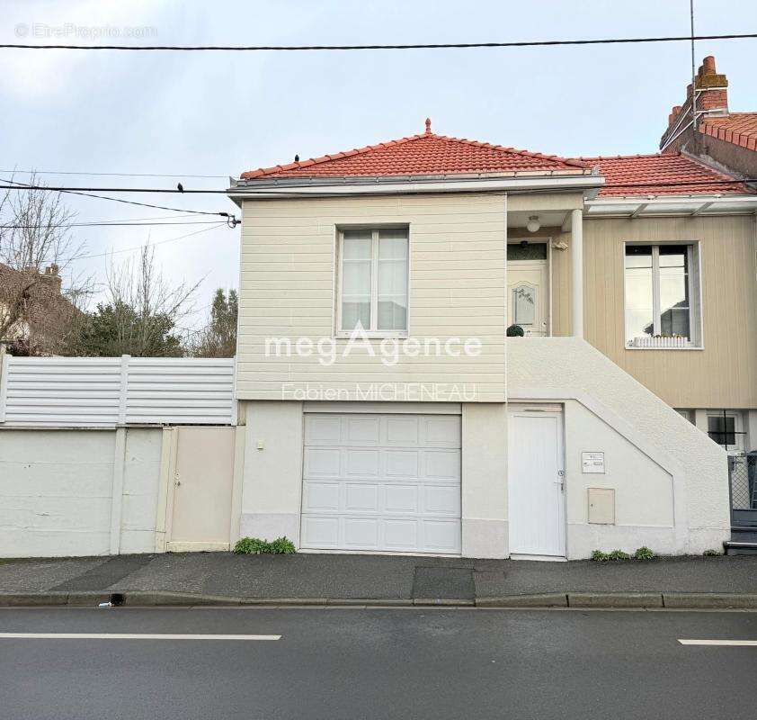 Maison à CHOLET