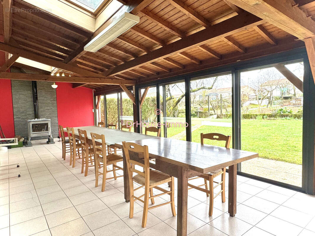 Maison à MIGNE-AUXANCES