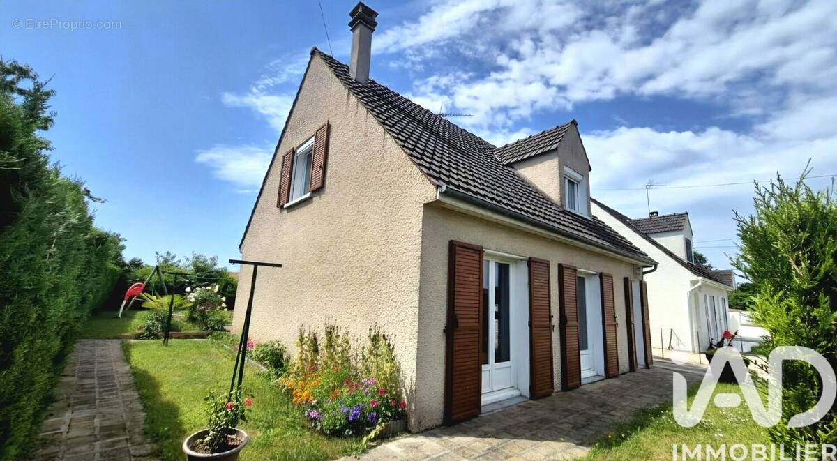 Photo 1 - Maison à SOIGNOLLES-EN-BRIE