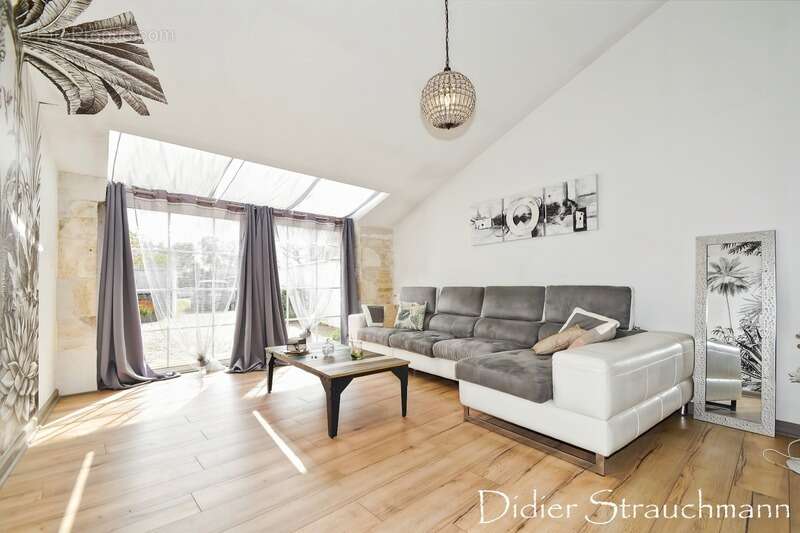 Maison à AIGREFEUILLE-D&#039;AUNIS