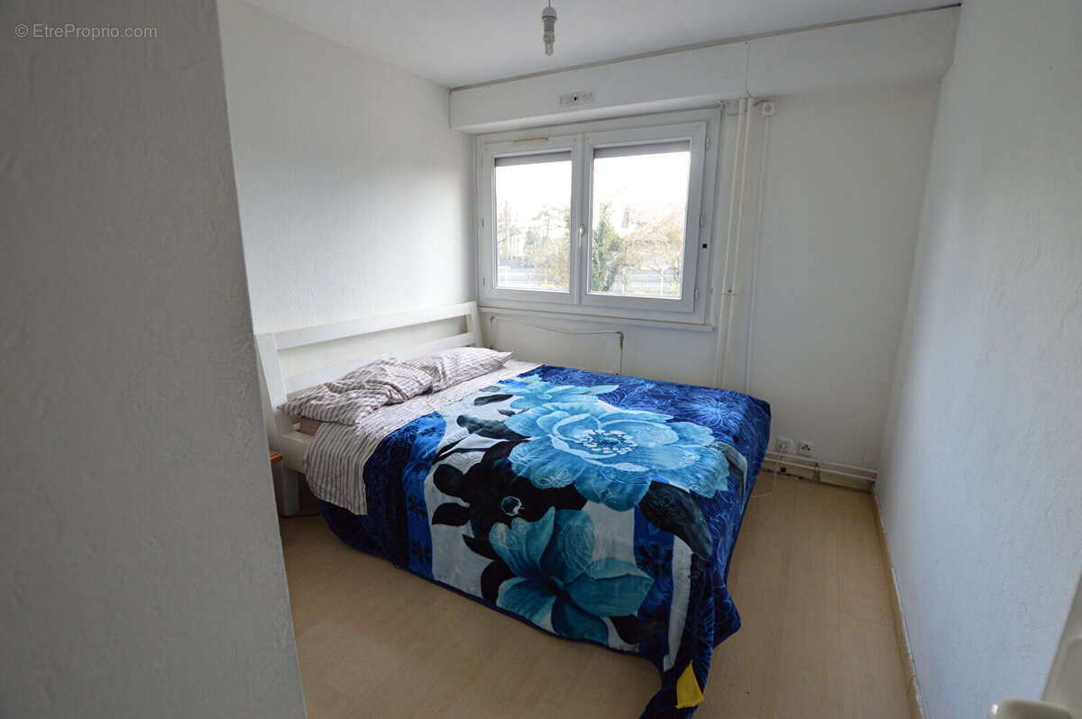 Appartement à ETREMBIERES