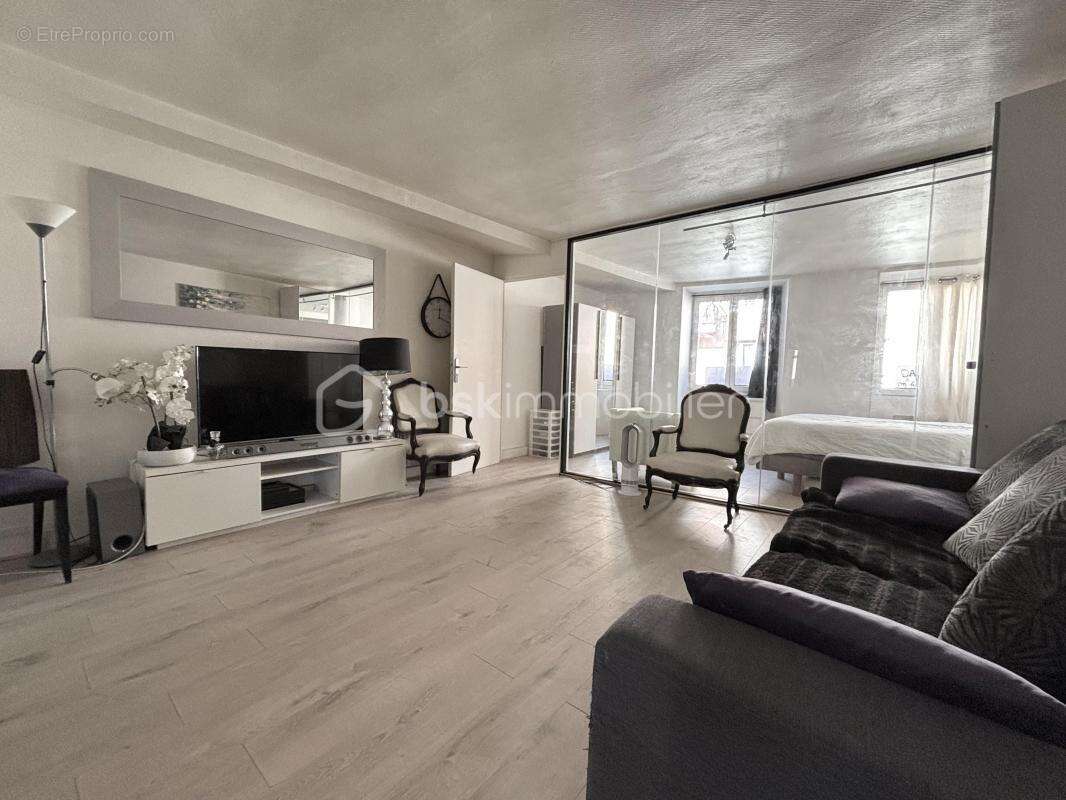 Appartement à ARPAJON