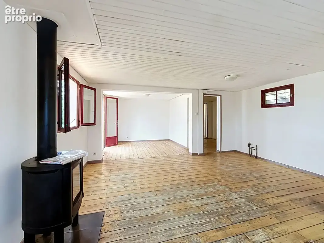 Plain-pied ,3 chambres , grand jardin arboré et studio independant - photo 2