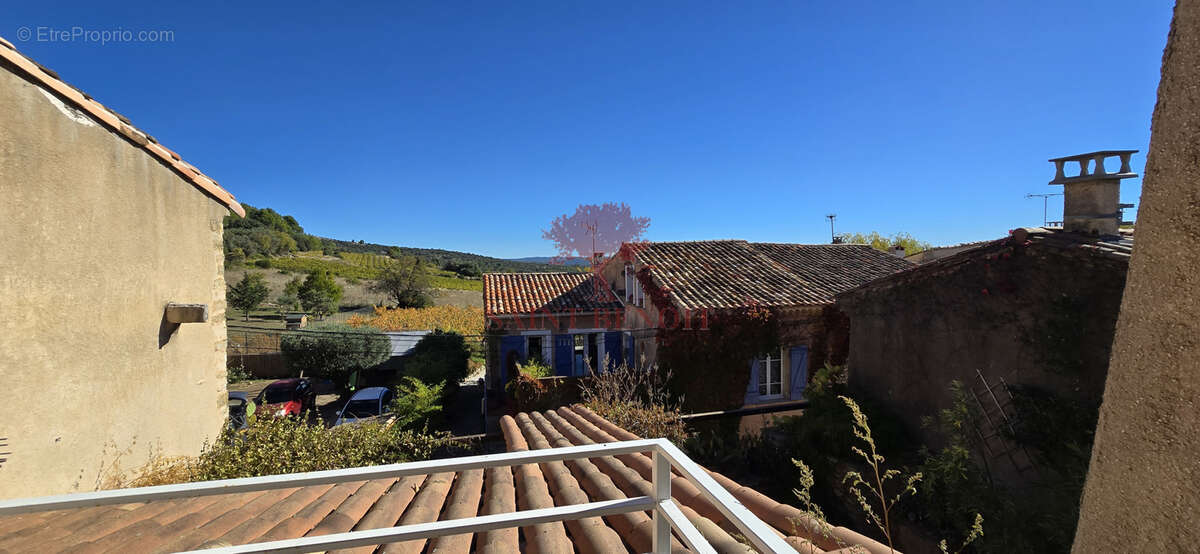 Maison à MONTPEYROUX