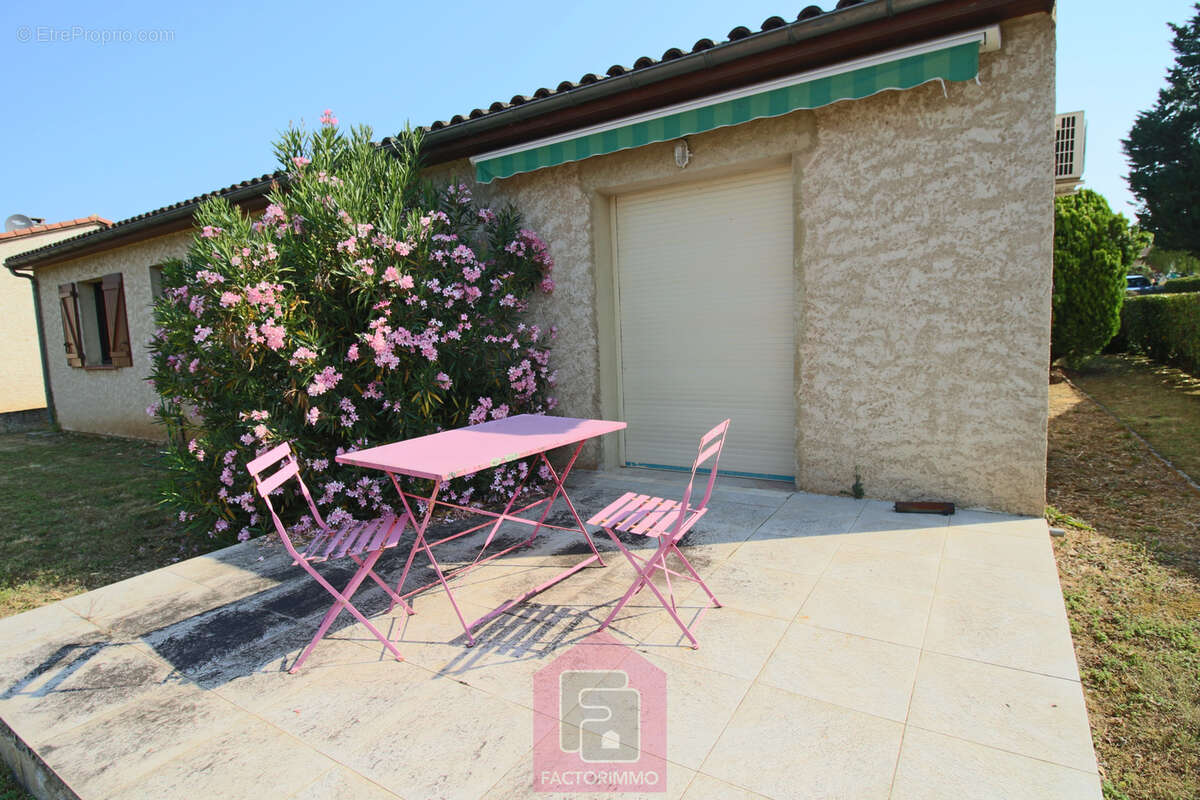Maison à PRAYSSAC