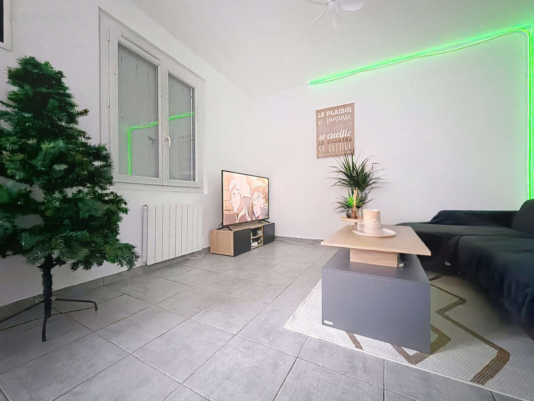 Appartement à OBJAT