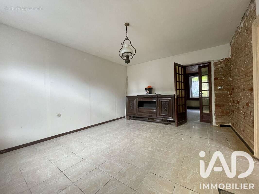Maison 107 m² à Sevigny-Waleppe  - photo 2