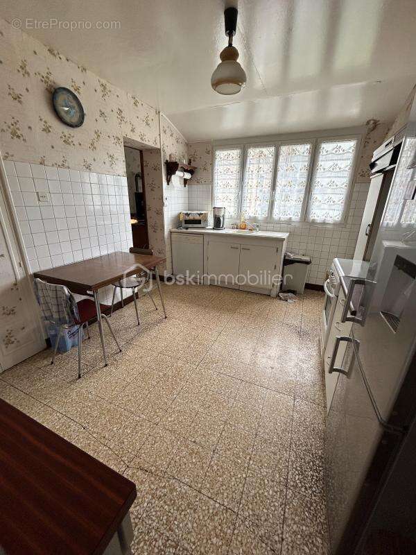 Ensemble immobilier - photo 7