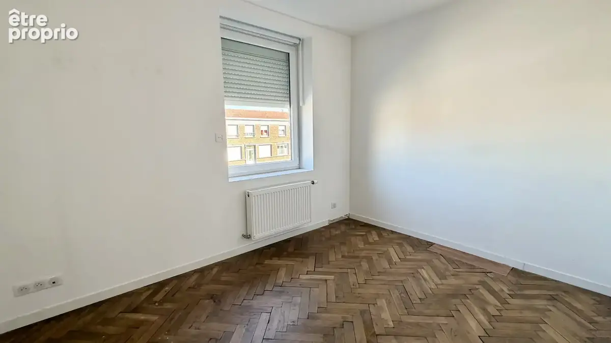 WAMBRECHIES : Maison rénovée 3 chambres avec jardin - photo 2
