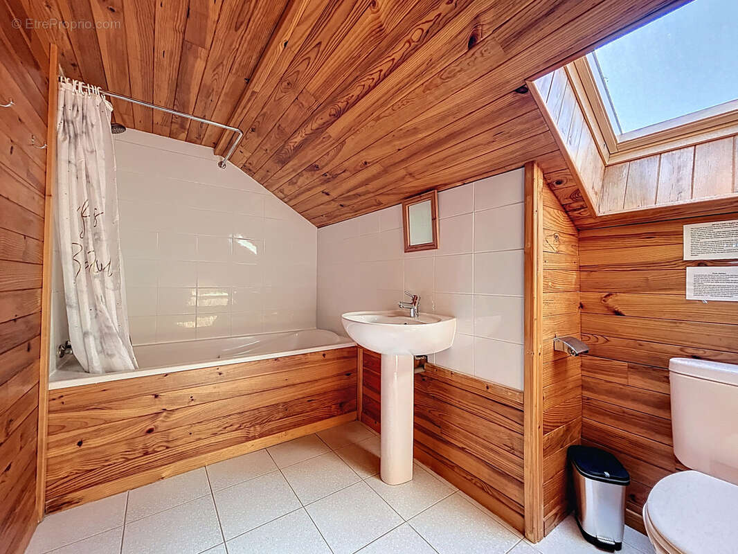 Maison à SAINT-SAUVEUR-LE-VICOMTE