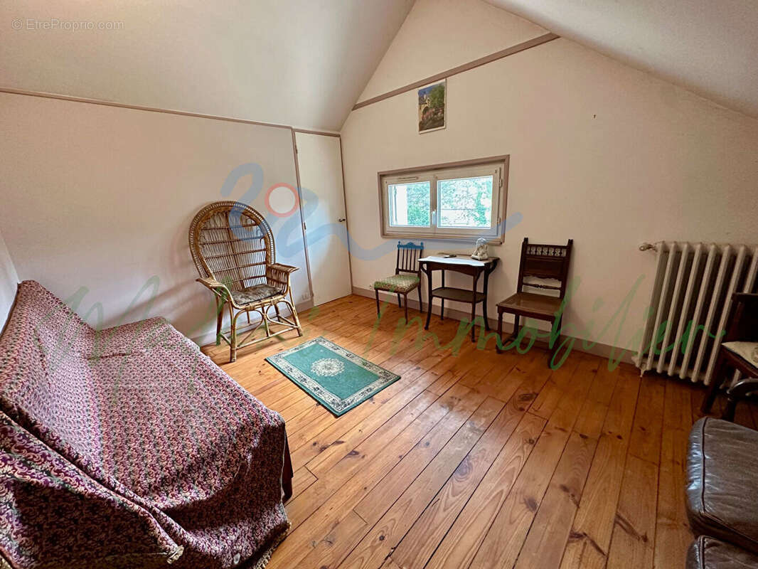 Maison à BENNECOURT