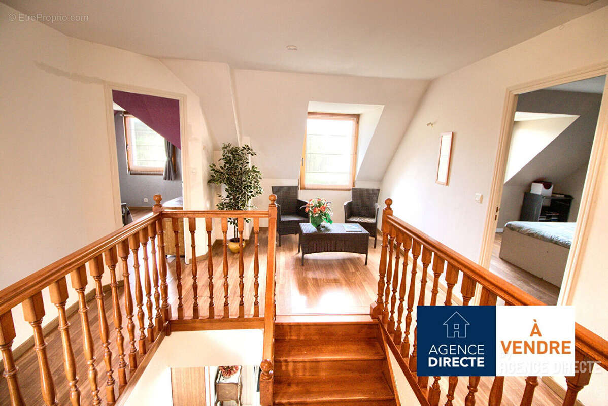 Maison à Vendre MINIAC-MORVAN  T6 160m² - photo 2