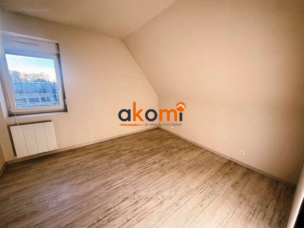 Maison à LA GRANDE-FOSSE