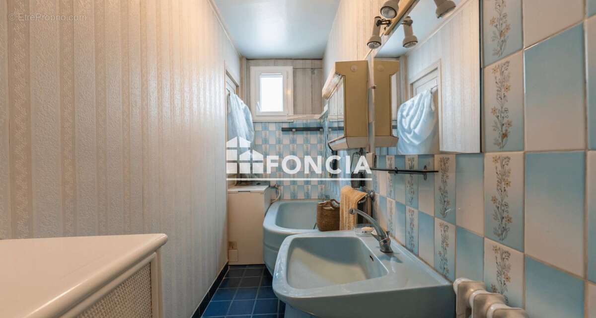 Annonce exclusive Foncia Vincennes — Appartement 2 pièces, avenue du Petit Parc - photo 5