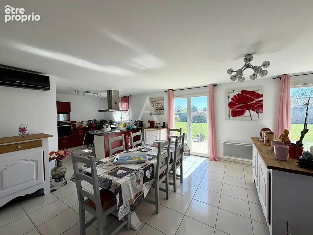Maison de plain-pied récente, Volumes exceptionnels & fort potentiel - photo 12