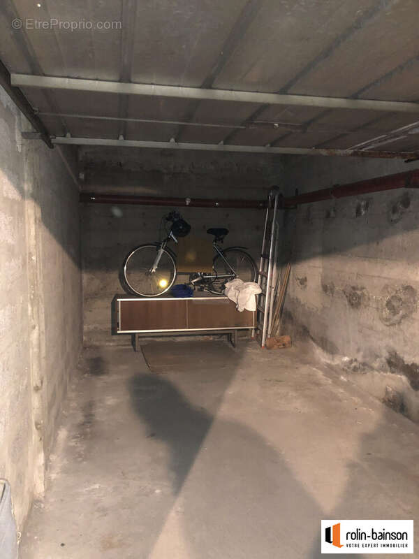 Parking à LYON-2E