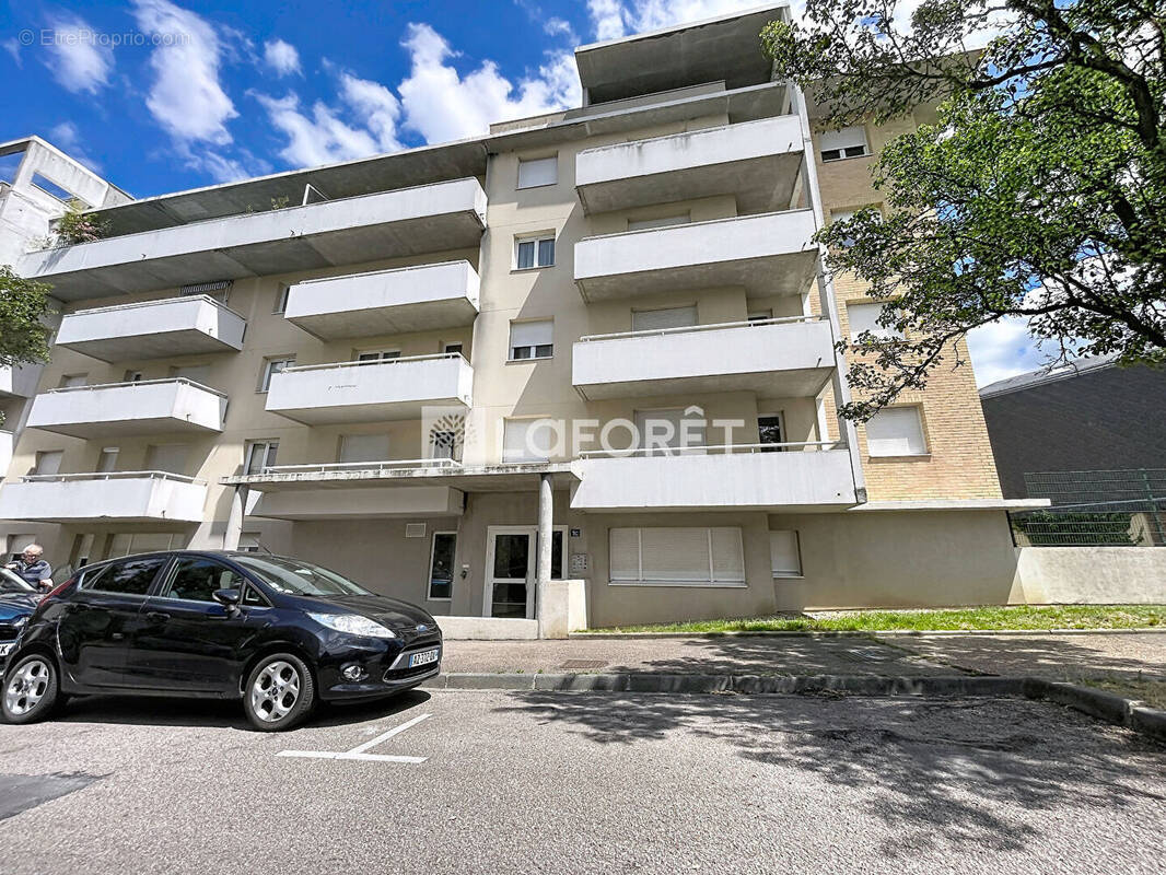 Appartement à SOTTEVILLE-LES-ROUEN