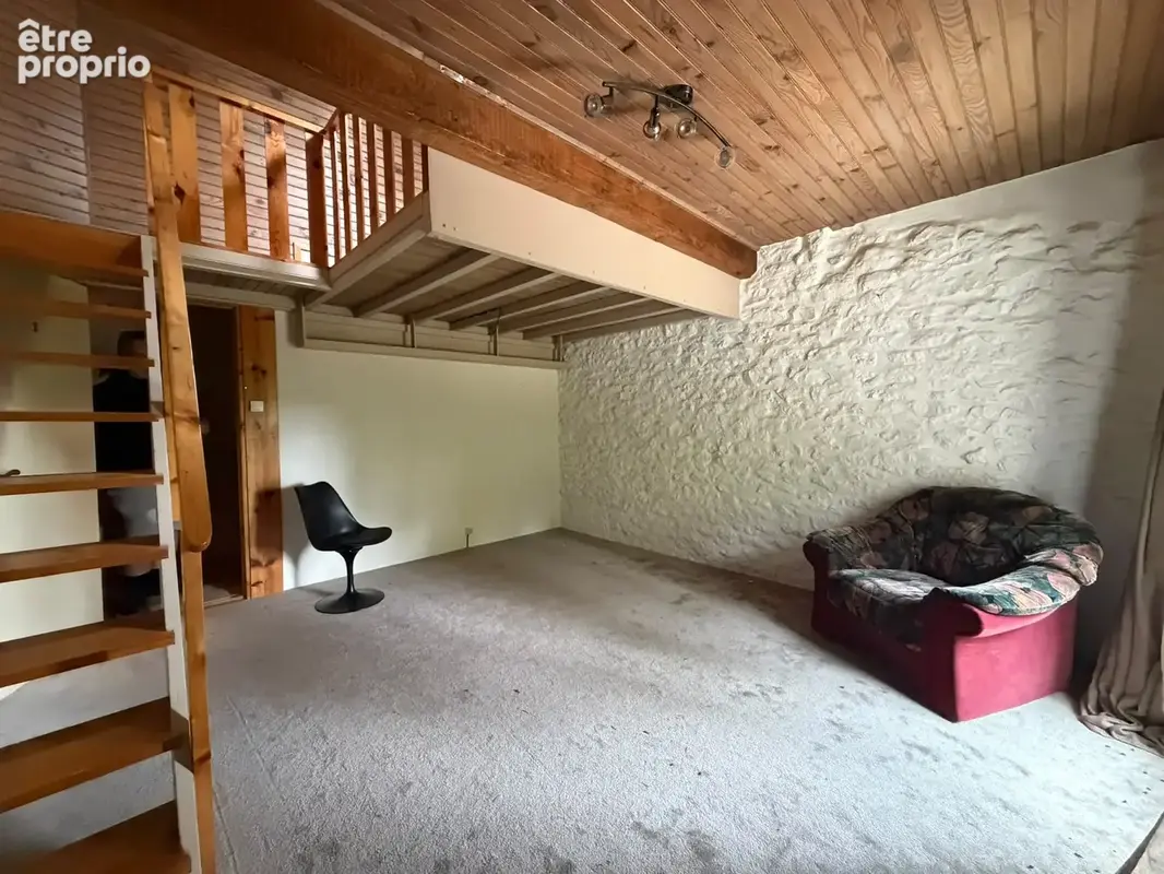 Très bel ensemble immobilier avec potentiel locatif, sur 12 ha - photo 34