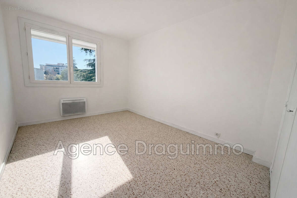 Appartement à DRAGUIGNAN