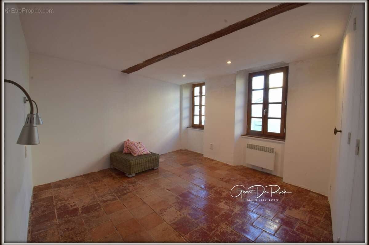 Maison à vendre T6  145 m² proche de SERVIES EN VAL (11) avec toit terrasse et vue panoramique - photo 10
